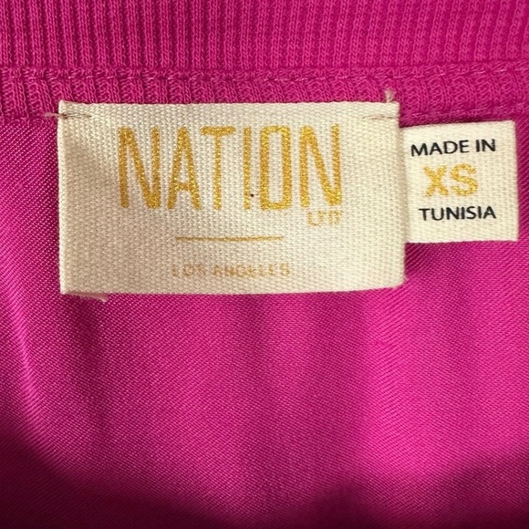 Nation Ltd Donna Bell Sleeve Top in Miss Magenta Size XS Satin Shiny Valentines - Picture 14 of 17